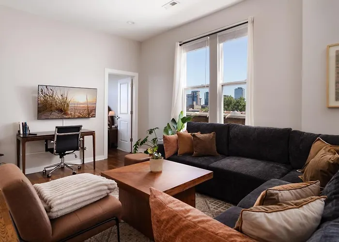 Penthouse With Private Rooftop And Skyline Views - Sleeps 6 Apartamento *