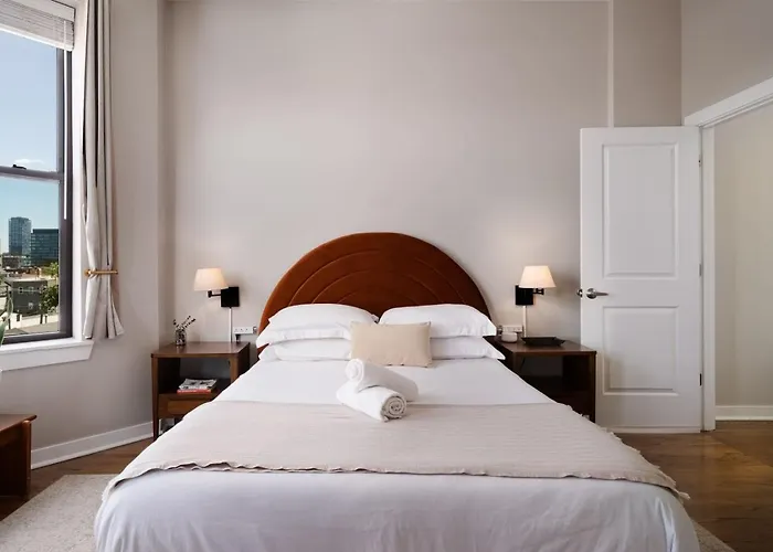 Penthouse With Private Rooftop And Skyline Views - Sleeps 6 Apartamento