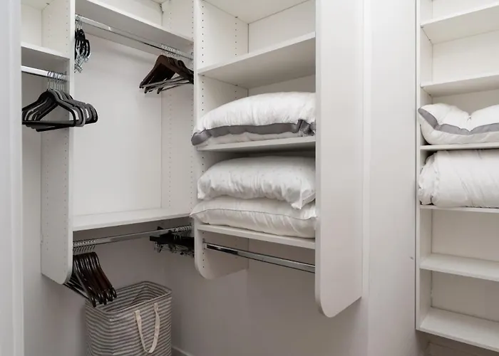 Penthouse With Private Rooftop And Skyline Views - Sleeps 6 Apartamento