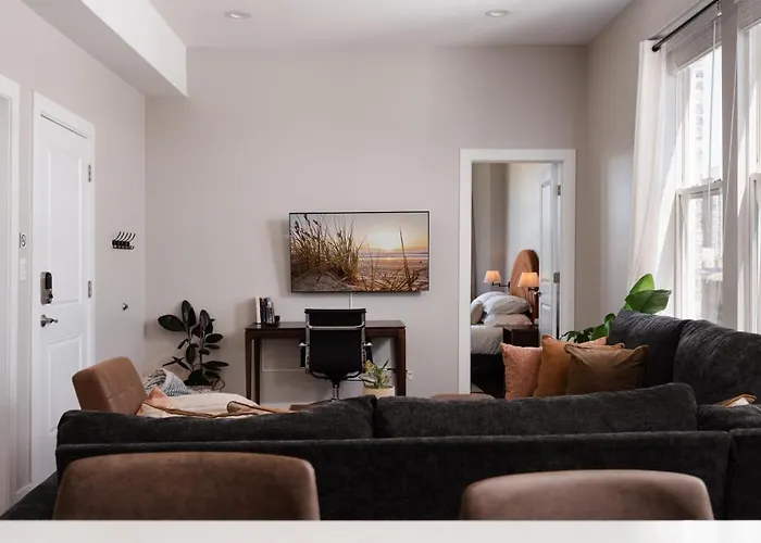 Apartamento Penthouse With Private Rooftop And Skyline Views - Sleeps 6 *
