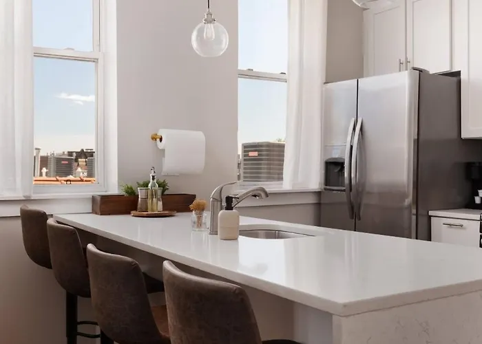 Apartamento Penthouse With Private Rooftop And Skyline Views - Sleeps 6 *